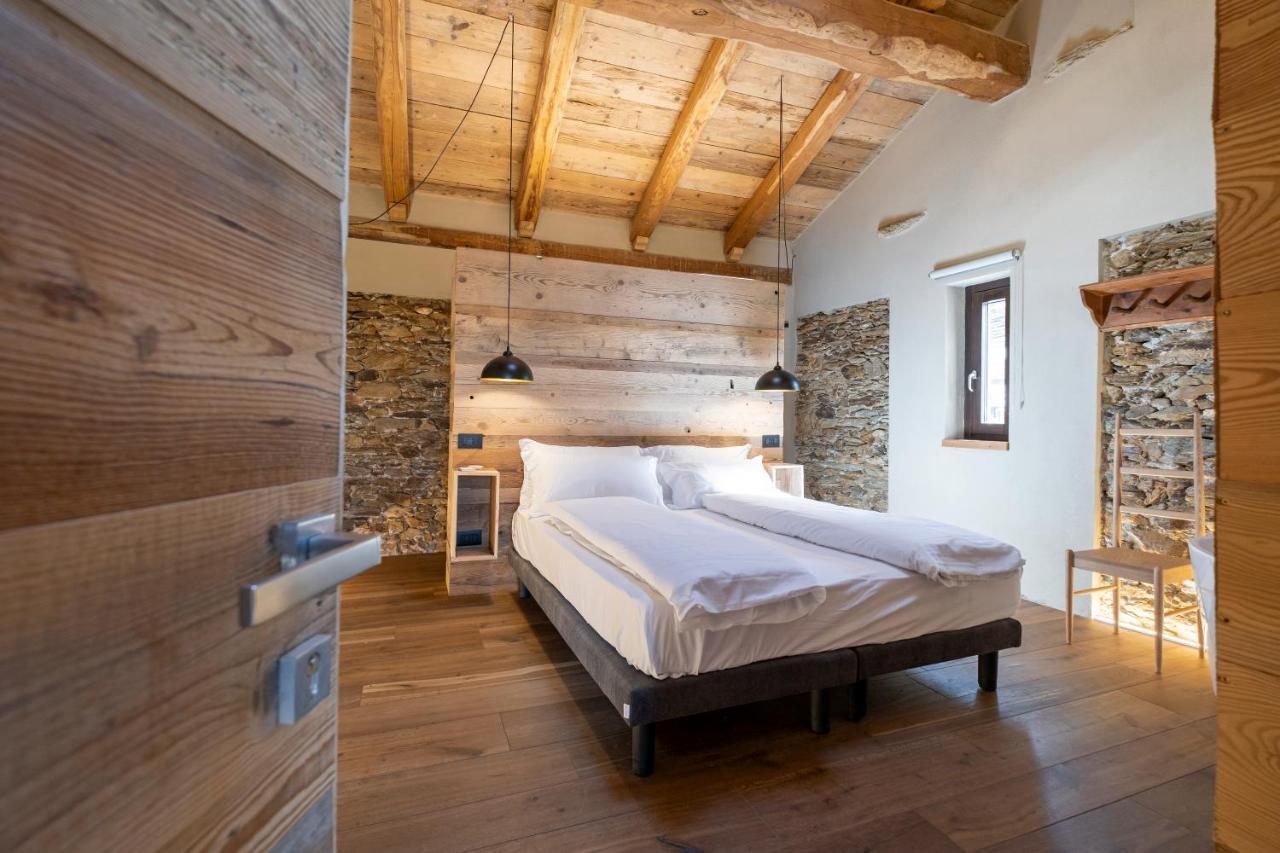 L'Ozio Creativo Bed and Breakfast Castelnuovo Nigra Exteriör bild