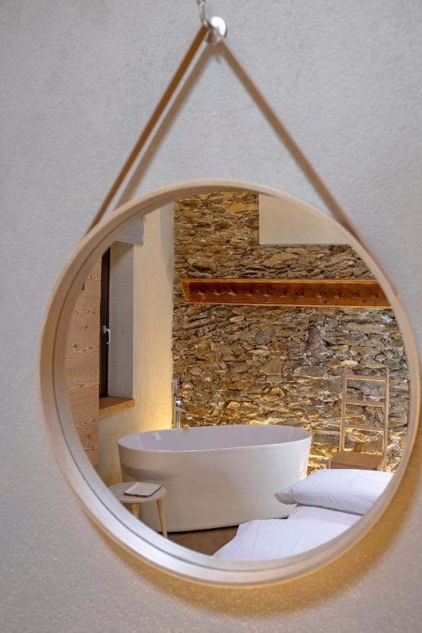 L'Ozio Creativo Bed and Breakfast Castelnuovo Nigra Exteriör bild