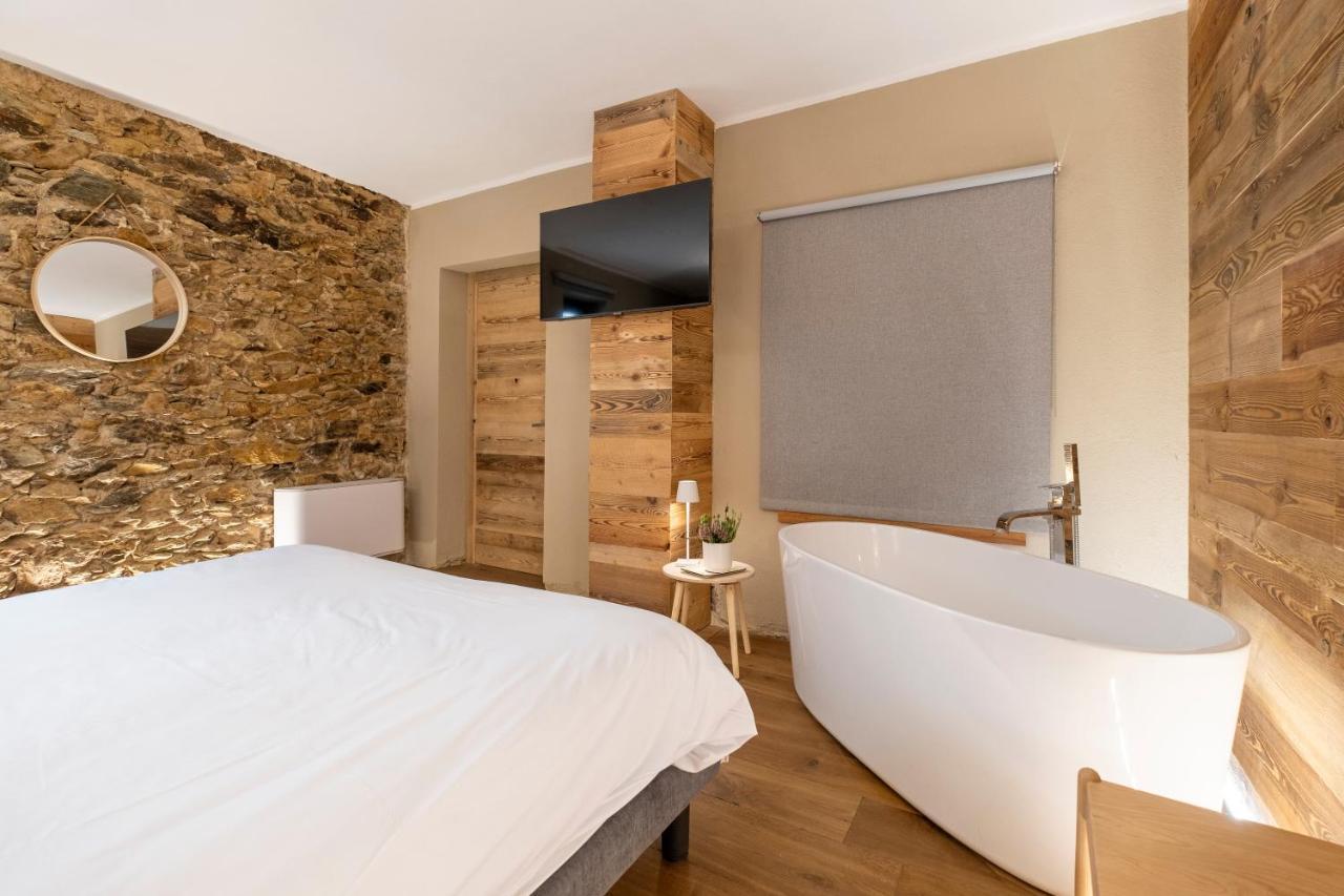 L'Ozio Creativo Bed and Breakfast Castelnuovo Nigra Exteriör bild