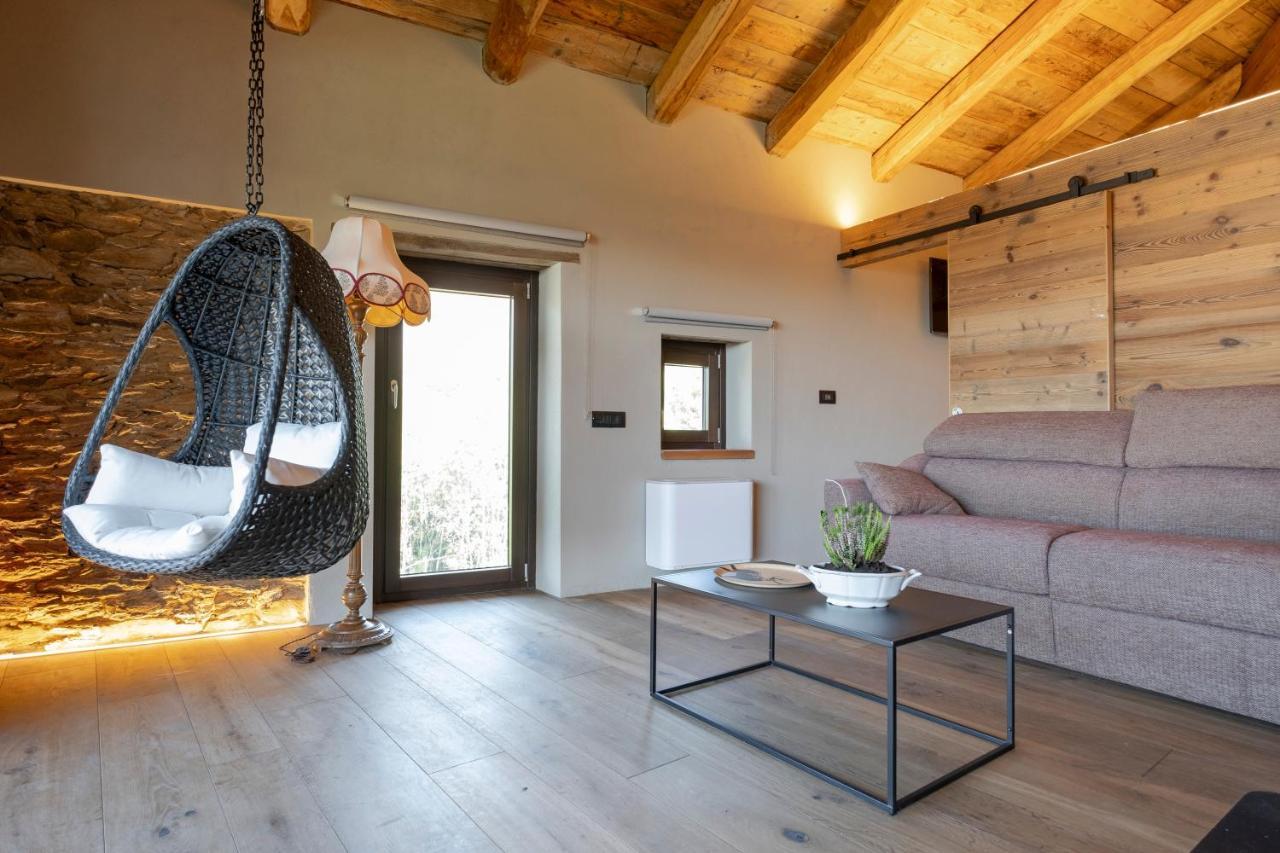 L'Ozio Creativo Bed and Breakfast Castelnuovo Nigra Exteriör bild